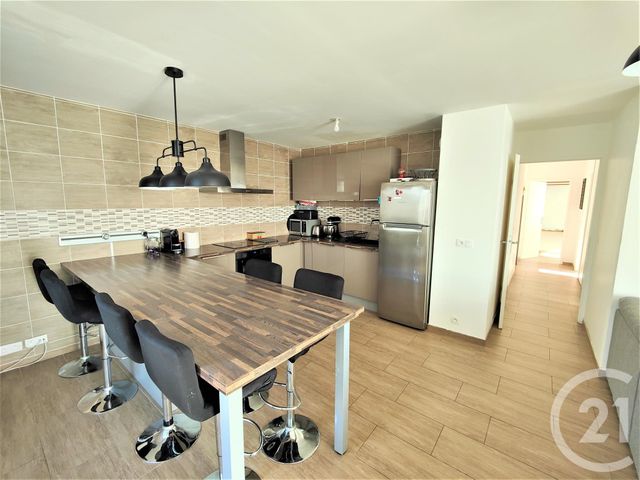 Afficher la photo en grand Appartement F3 à vendre - 3 pièces - 68.35 m2 - ATHIS MONS - 91 - ILE-DE-FRANCE - Century 21 L'Athégienne