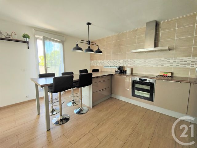 Afficher la photo en grand Appartement F3 à vendre - 3 pièces - 68.35 m2 - ATHIS MONS - 91 - ILE-DE-FRANCE - Century 21 L'Athégienne
