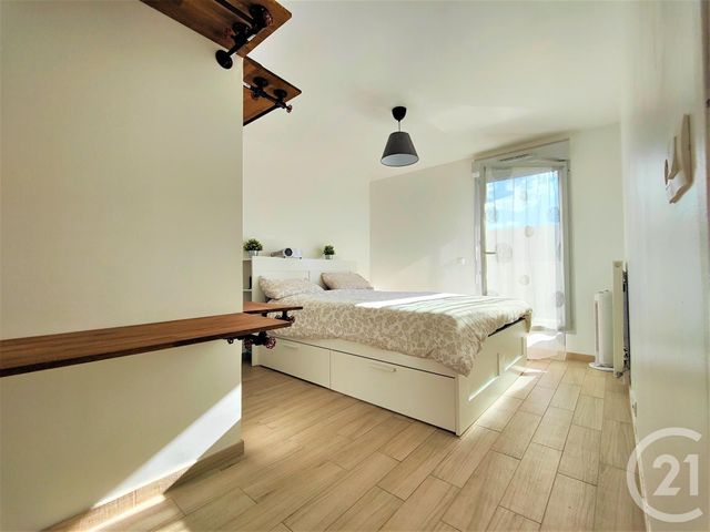 Afficher la photo en grand Appartement F3 à vendre - 3 pièces - 68.35 m2 - ATHIS MONS - 91 - ILE-DE-FRANCE - Century 21 L'Athégienne