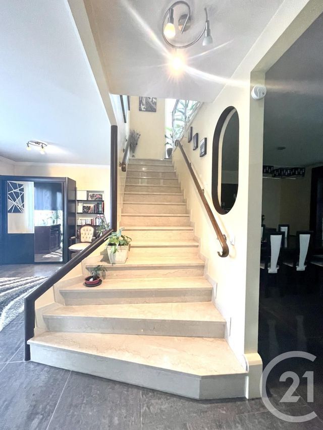 Afficher la photo en grand maison à vendre - 5 pièces - 145.0 m2 - ANTONY - 92 - ILE-DE-FRANCE - Century 21 L'Athégienne