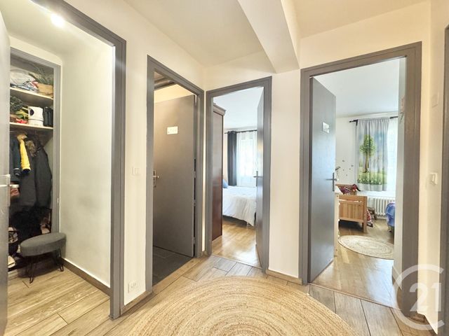 Appartement F3 à vendre - 3 pièces - 75.0 m2 - PARAY VIEILLE POSTE - 91 - ILE-DE-FRANCE - Century 21 L'Athégienne