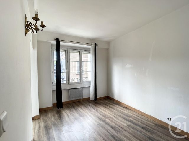 Studio à louer - 1 pièce - 19.59 m2 - MELUN - 77 - ILE-DE-FRANCE - Century 21 L'Athégienne