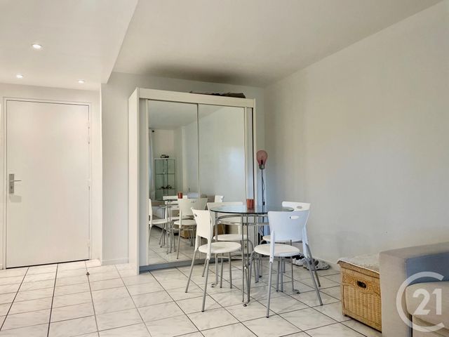 Appartement F1 à vendre - 1 pièce - 31.0 m2 - ATHIS MONS - 91 - ILE-DE-FRANCE - Century 21 L'Athégienne