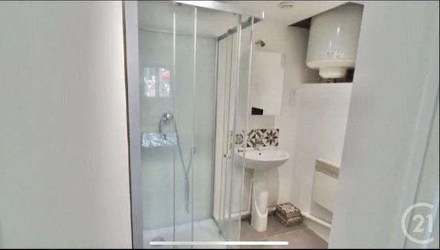 Afficher la photo en grand immeuble à vendre - 230.0 m2 - VIRY CHATILLON - 91 - ILE-DE-FRANCE - Century 21 L'Athégienne