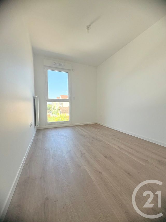 Afficher la photo en grand Appartement F3 à vendre - 3 pièces - 60.0 m2 - PARAY VIEILLE POSTE - 91 - ILE-DE-FRANCE - Century 21 L'Athégienne
