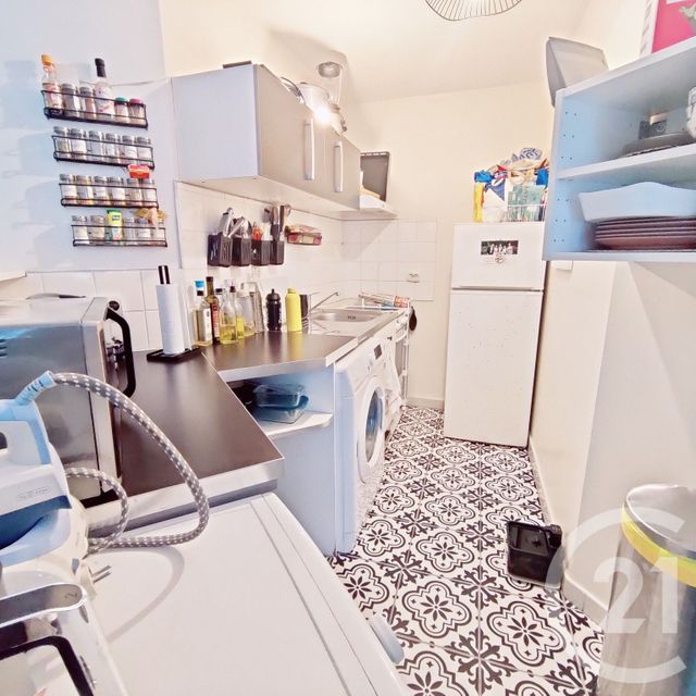 Appartement à vendre - 2 pièces - 42.5 m2 - VIRY CHATILLON - 91 - ILE-DE-FRANCE - Century 21 L'Athégienne