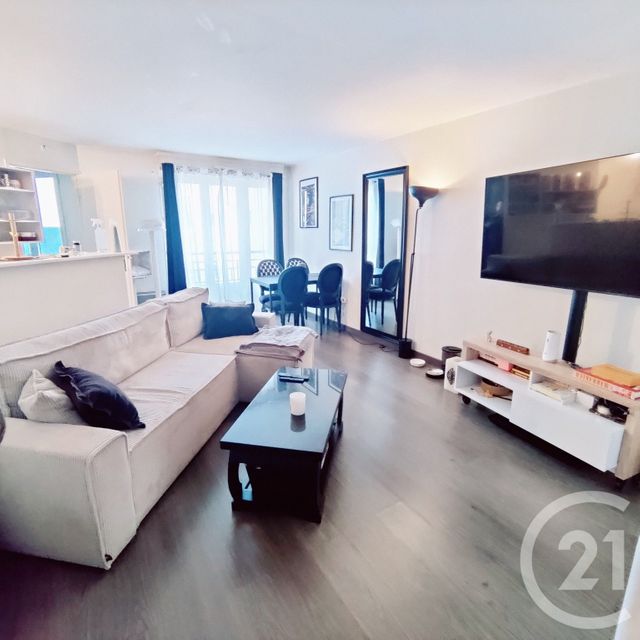 Appartement à vendre - 2 pièces - 42.5 m2 - VIRY CHATILLON - 91 - ILE-DE-FRANCE - Century 21 L'Athégienne