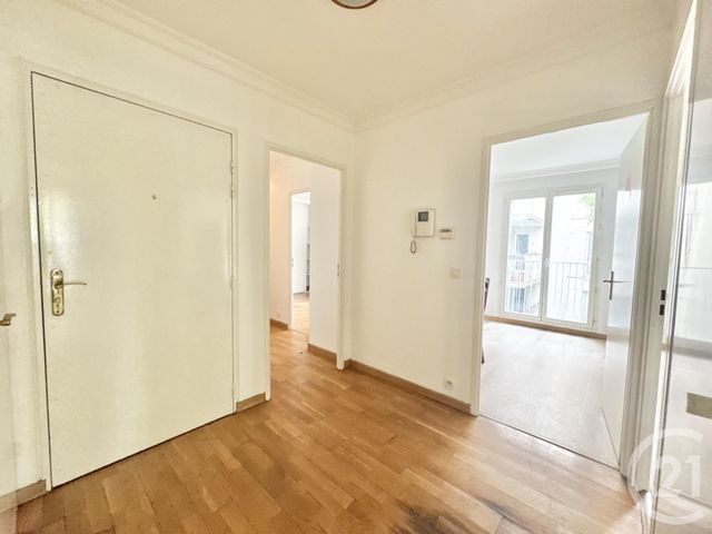 Appartement F3 à vendre - 3 pièces - 64.0 m2 - PANTIN - 93 - ILE-DE-FRANCE - Century 21 L'Athégienne