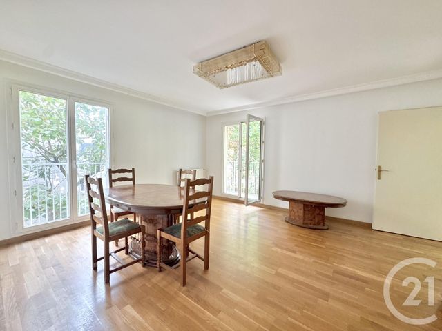 Appartement F3 à vendre - 3 pièces - 64.0 m2 - PANTIN - 93 - ILE-DE-FRANCE - Century 21 L'Athégienne