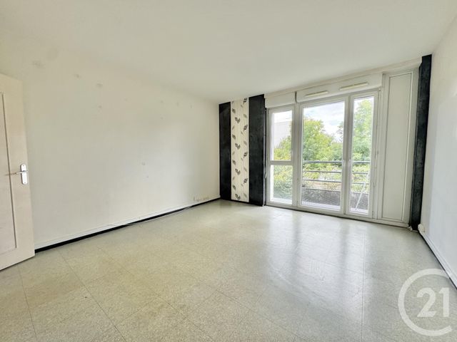 Afficher la photo en grand Appartement F3 à vendre - 3 pièces - 55.3 m2 - VIRY CHATILLON - 91 - ILE-DE-FRANCE - Century 21 L'Athégienne