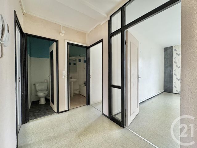 Afficher la photo en grand Appartement F3 à vendre - 3 pièces - 55.3 m2 - VIRY CHATILLON - 91 - ILE-DE-FRANCE - Century 21 L'Athégienne