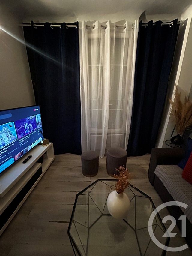 Appartement F2 à vendre - 2 pièces - 27.24 m2 - SAVIGNY SUR ORGE - 91 - ILE-DE-FRANCE - Century 21 L'Athégienne