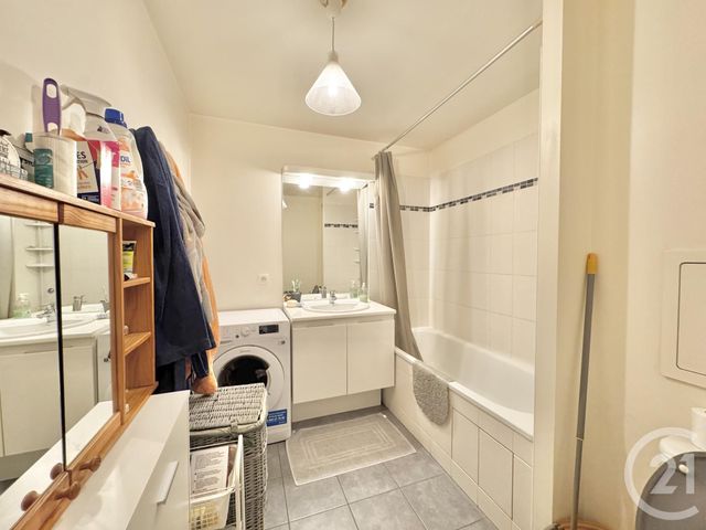 Appartement F2 à vendre - 2 pièces - 42.29 m2 - ATHIS MONS - 91 - ILE-DE-FRANCE - Century 21 L'Athégienne