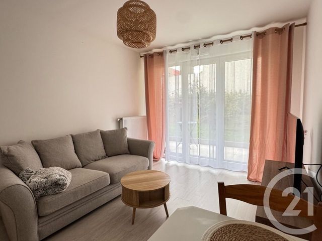 Afficher la photo en grand Appartement F2 à louer - 2 pièces - 41.48 m2 - PARAY VIEILLE POSTE - 91 - ILE-DE-FRANCE - Century 21 L'Athégienne