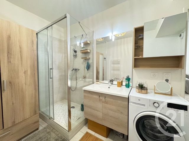 Afficher la photo en grand Appartement F2 à louer - 2 pièces - 41.48 m2 - PARAY VIEILLE POSTE - 91 - ILE-DE-FRANCE - Century 21 L'Athégienne