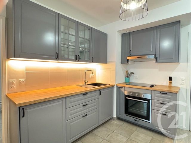Afficher la photo en grand Appartement F2 à louer - 2 pièces - 41.48 m2 - PARAY VIEILLE POSTE - 91 - ILE-DE-FRANCE - Century 21 L'Athégienne