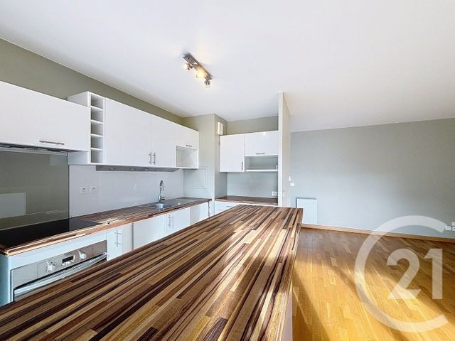 Appartement F3 à louer - 3 pièces - 69.3 m2 - WISSOUS - 91 - ILE-DE-FRANCE - Century 21 L'Athégienne