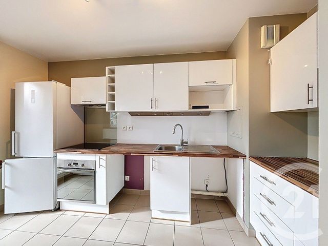 Appartement F3 à louer - 3 pièces - 69.3 m2 - WISSOUS - 91 - ILE-DE-FRANCE - Century 21 L'Athégienne