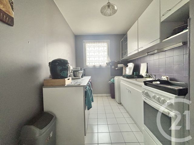 Appartement F2 à vendre - 2 pièces - 46.0 m2 - VIRY CHATILLON - 91 - ILE-DE-FRANCE - Century 21 L'Athégienne