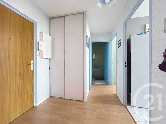 Appartement F2 à vendre - 2 pièces - 46.0 m2 - VIRY CHATILLON - 91 - ILE-DE-FRANCE - Century 21 L'Athégienne