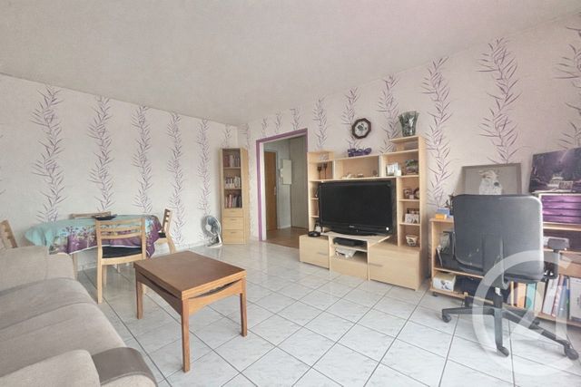 Appartement F2 à vendre - 2 pièces - 46.0 m2 - VIRY CHATILLON - 91 - ILE-DE-FRANCE - Century 21 L'Athégienne