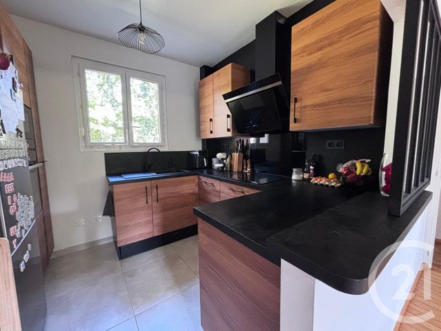 Appartement F3 à vendre - 3 pièces - 68.06 m2 - DRAVEIL - 91 - ILE-DE-FRANCE - Century 21 L'Athégienne