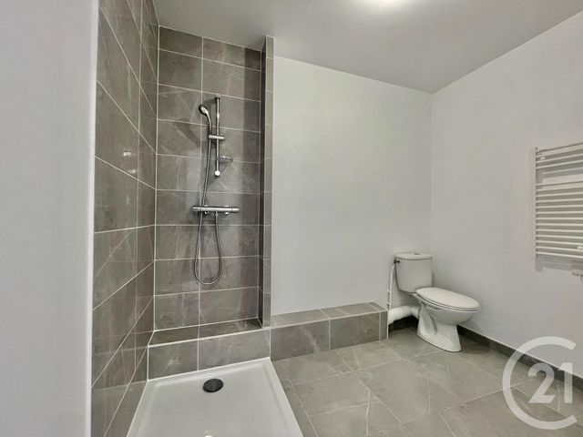 Appartement F2 à louer - 2 pièces - 40.2 m2 - ATHIS MONS - 91 - ILE-DE-FRANCE - Century 21 L'Athégienne