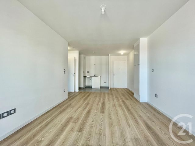 Appartement F2 à louer - 2 pièces - 40.2 m2 - ATHIS MONS - 91 - ILE-DE-FRANCE - Century 21 L'Athégienne