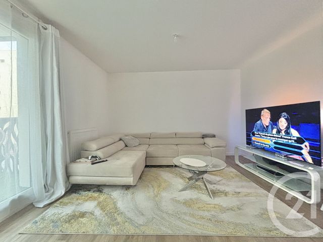 Appartement F3 à vendre - 3 pièces - 67.0 m2 - LES PAVILLONS SOUS BOIS - 93 - ILE-DE-FRANCE - Century 21 L'Athégienne