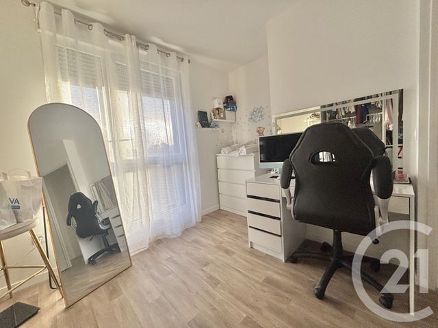 Appartement F3 à vendre - 3 pièces - 67.0 m2 - LES PAVILLONS SOUS BOIS - 93 - ILE-DE-FRANCE - Century 21 L'Athégienne