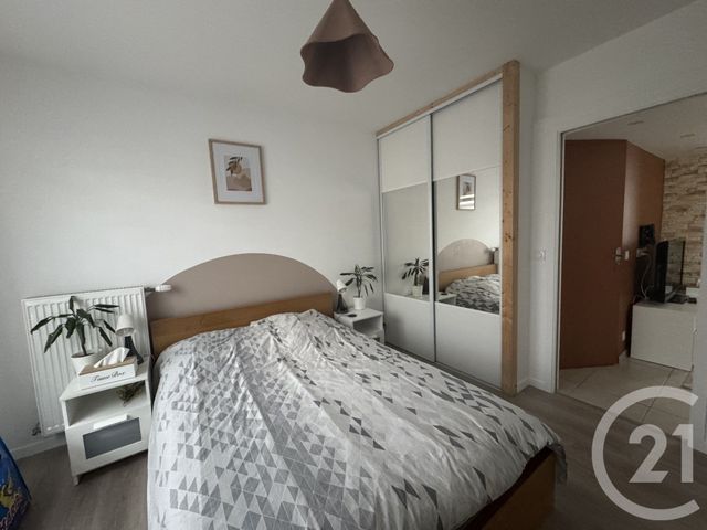 Appartement F2 à louer - 2 pièces - 42.79 m2 - ATHIS MONS - 91 - ILE-DE-FRANCE - Century 21 L'Athégienne