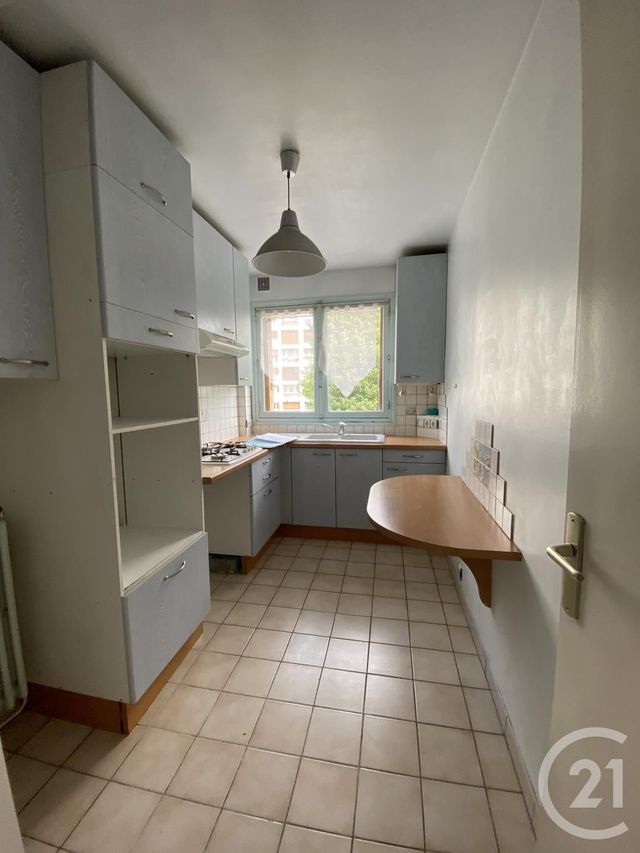Appartement F3 à vendre - 3 pièces - 55.26 m2 - THIAIS - 94 - ILE-DE-FRANCE - Century 21 L'Athégienne