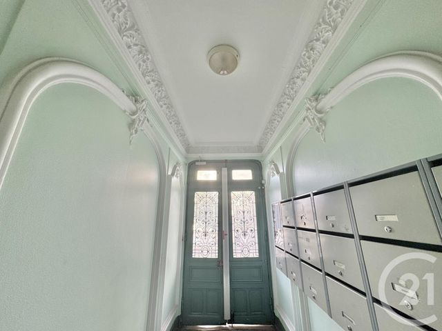 Appartement F2 à vendre - 2 pièces - 39.0 m2 - VITRY SUR SEINE - 94 - ILE-DE-FRANCE - Century 21 L'Athégienne