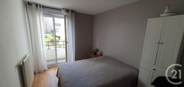 Appartement F3 à vendre - 3 pièces - 64.21 m2 - VIRY CHATILLON - 91 - ILE-DE-FRANCE - Century 21 L'Athégienne