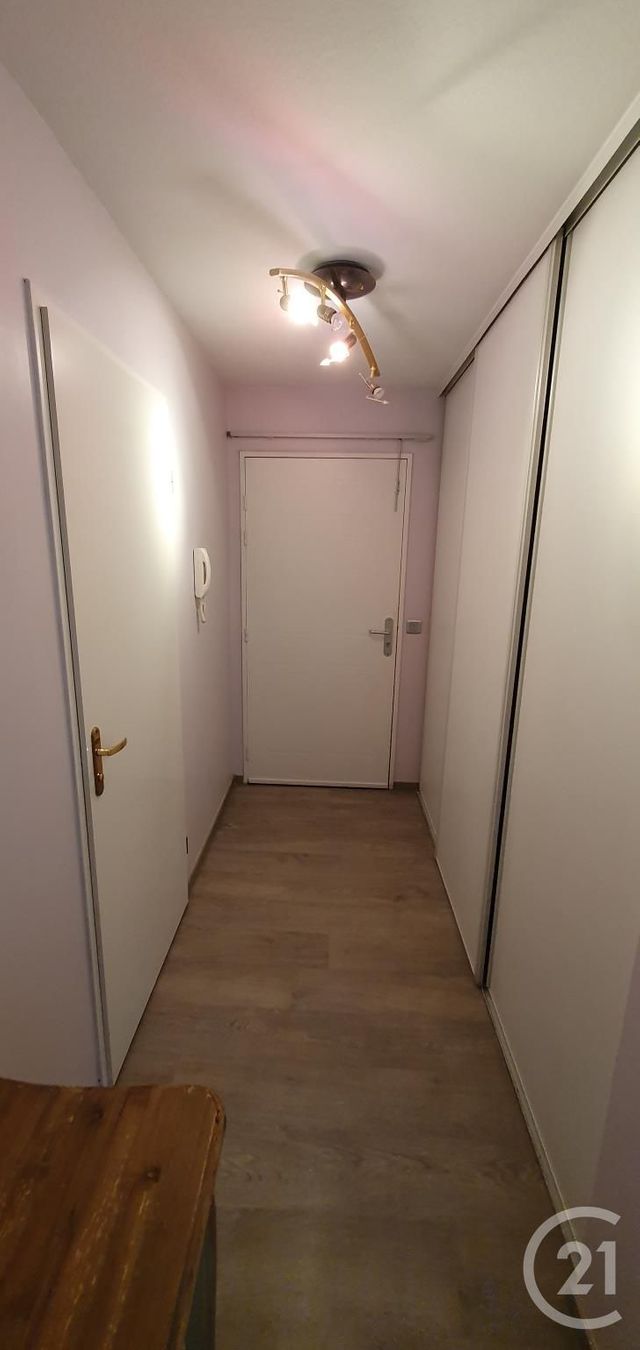 Appartement F3 à vendre - 3 pièces - 64.21 m2 - VIRY CHATILLON - 91 - ILE-DE-FRANCE - Century 21 L'Athégienne