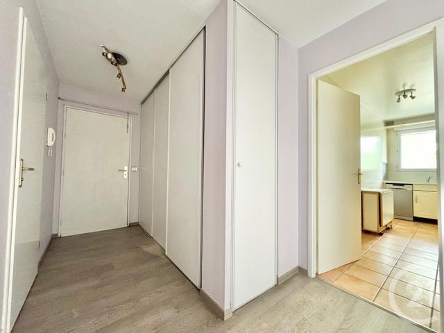 Appartement F3 à vendre - 3 pièces - 64.21 m2 - VIRY CHATILLON - 91 - ILE-DE-FRANCE - Century 21 L'Athégienne