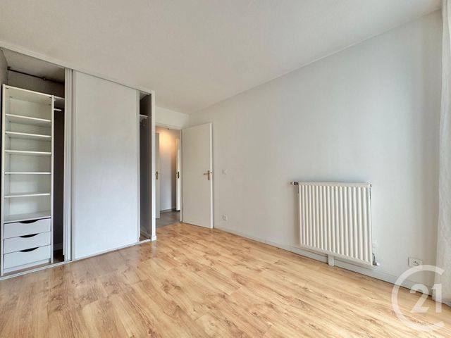 Appartement F3 à vendre - 3 pièces - 64.21 m2 - VIRY CHATILLON - 91 - ILE-DE-FRANCE - Century 21 L'Athégienne