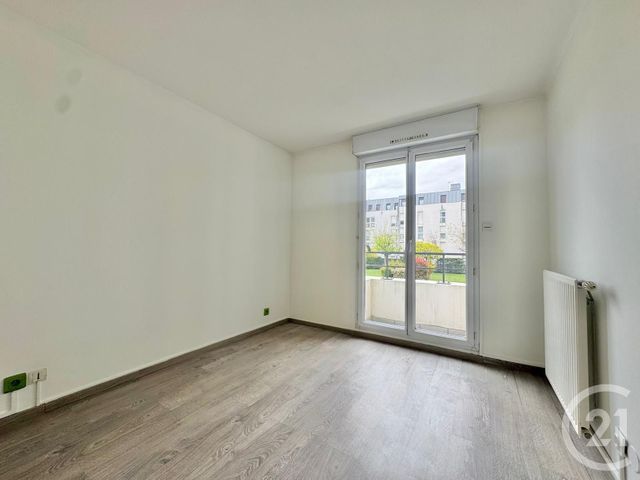 Appartement F3 à vendre - 3 pièces - 64.21 m2 - VIRY CHATILLON - 91 - ILE-DE-FRANCE - Century 21 L'Athégienne