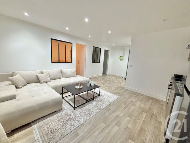Appartement F1 à vendre - 2 pièces - 44.68 m2 - JUVISY SUR ORGE - 91 - ILE-DE-FRANCE - Century 21 L'Athégienne
