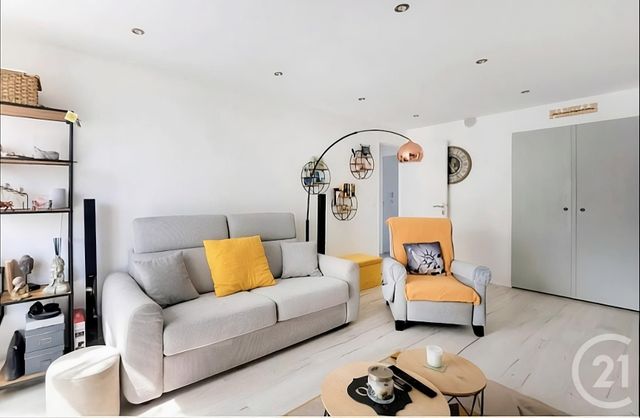 Appartement F5 à vendre - 5 pièces - 89.0 m2 - WISSOUS - 91 - ILE-DE-FRANCE - Century 21 L'Athégienne