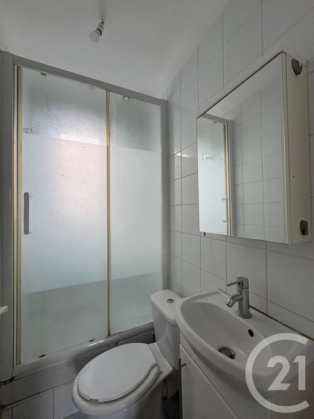 Appartement F2 à louer - 2 pièces - 31.5 m2 - JUVISY SUR ORGE - 91 - ILE-DE-FRANCE - Century 21 L'Athégienne