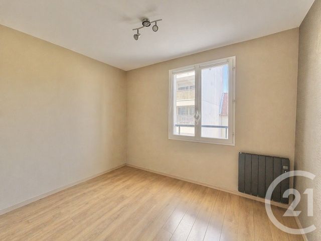 Appartement F4 à vendre - 4 pièces - 82.59 m2 - ATHIS MONS - 91 - ILE-DE-FRANCE - Century 21 L'Athégienne