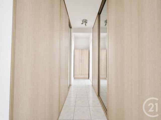 Appartement F3 à vendre - 3 pièces - 72.0 m2 - ATHIS MONS - 91 - ILE-DE-FRANCE - Century 21 L'Athégienne