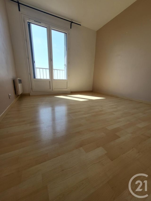 Appartement F2 à louer - 2 pièces - 41.51 m2 - ATHIS MONS - 91 - ILE-DE-FRANCE - Century 21 L'Athégienne