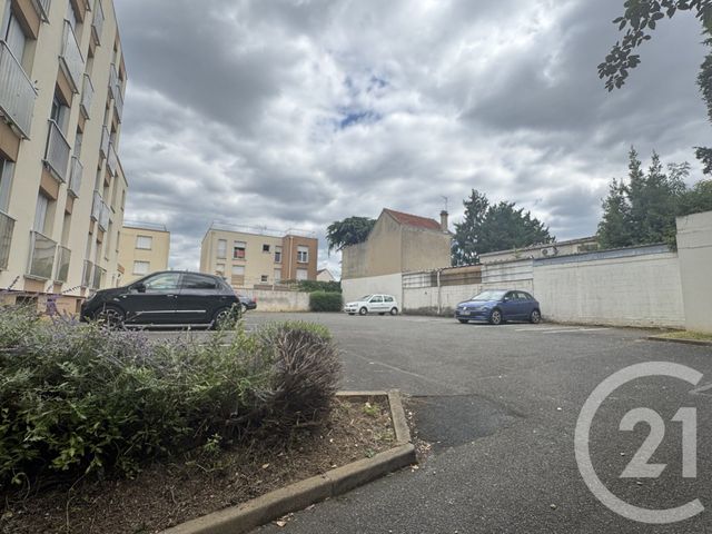Appartement Studio à louer - 1 pièce - 22.87 m2 - PARAY VIEILLE POSTE - 91 - ILE-DE-FRANCE - Century 21 L'Athégienne
