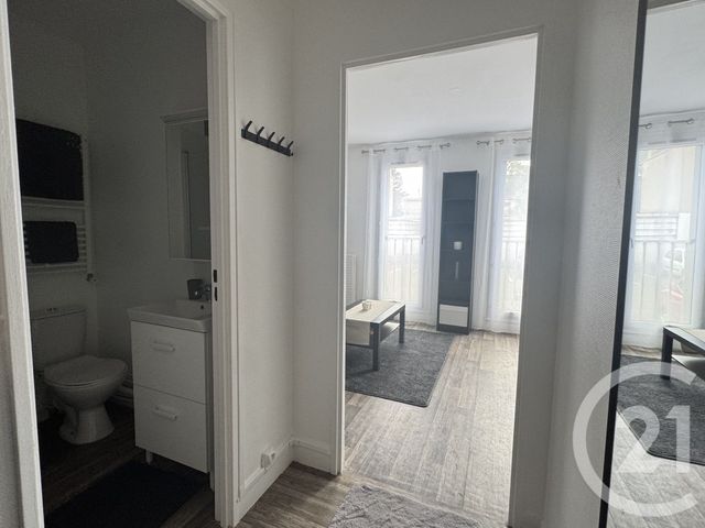 Appartement Studio à louer - 1 pièce - 22.87 m2 - PARAY VIEILLE POSTE - 91 - ILE-DE-FRANCE - Century 21 L'Athégienne