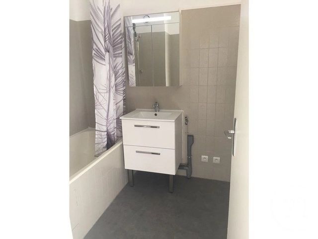 Appartement F2 à louer - 2 pièces - 52.76 m2 - JUVISY SUR ORGE - 91 - ILE-DE-FRANCE - Century 21 L'Athégienne