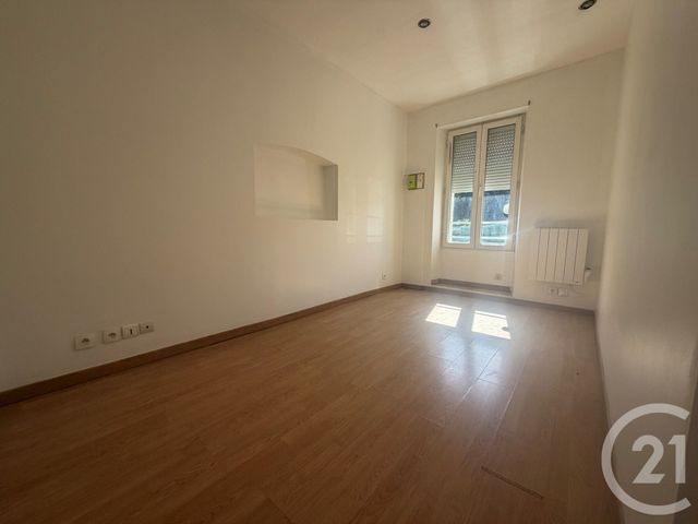 Appartement F3 à louer - 3 pièces - 31.69 m2 - VIRY CHATILLON - 91 - ILE-DE-FRANCE - Century 21 L'Athégienne