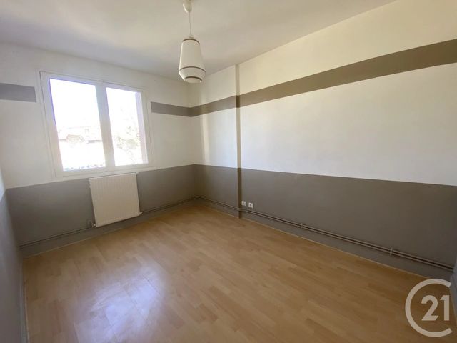 Appartement F3 à louer - 3 pièces - 45.85 m2 - VIRY CHATILLON - 91 - ILE-DE-FRANCE - Century 21 L'Athégienne