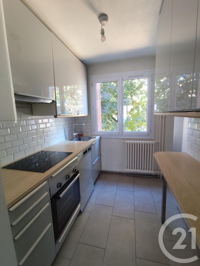 Appartement F4 à louer - 4 pièces - 74.51 m2 - SAVIGNY SUR ORGE - 91 - ILE-DE-FRANCE - Century 21 L'Athégienne